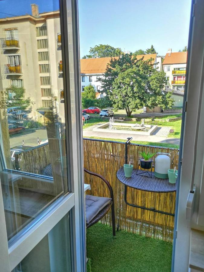 Central Home Apartment In The City Center Eger Kültér fotó