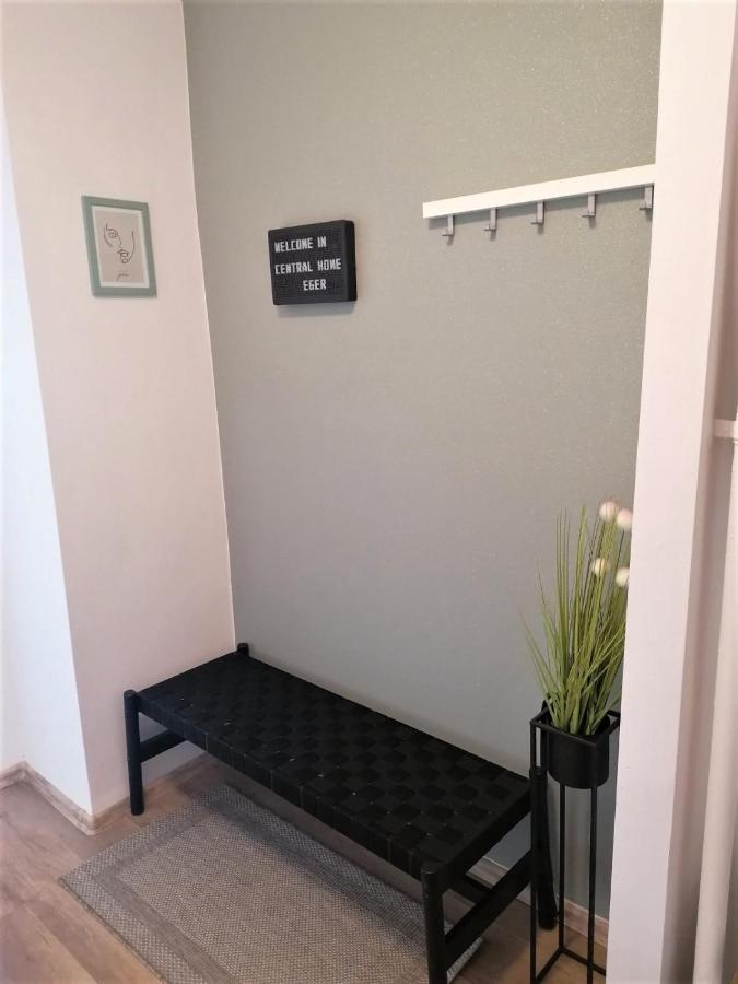 Central Home Apartment In The City Center Eger Kültér fotó